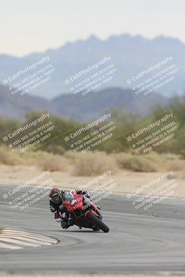 media/Sep-21-2025-Race Pace (Sun) [[98bf33ef95]]/Verified/10-Turn 10 (1150am)/